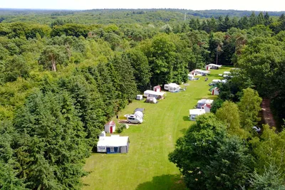 Übersicht auf den Campingplatz Aan Veluwe in Oosterbeek aus der Vogelperspektive 
