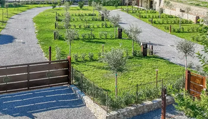 Agri-Camping La Pietra e l'Ulivo