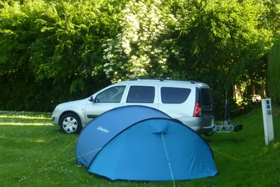 Aire Naturelle de camping Clos Vert