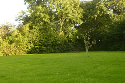 Aire Naturelle de camping Clos Vert