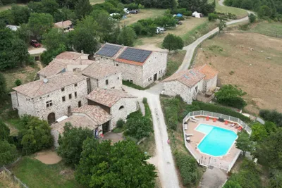 Camping Ferme de Simondon  Aire Naturelle Simondon - Campingplatz aus der Vogelperspektive