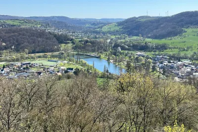 Camping Am Stausee Ralingen  - Luftaufnahme des Campingplatzes