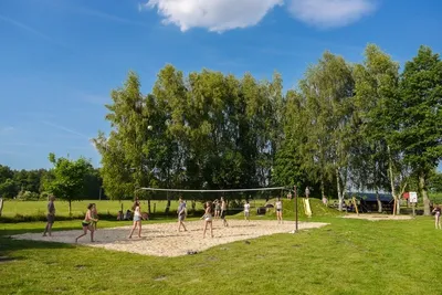Camping Am Wiesengrund - Volleyballfeld auf dem Campingplatz