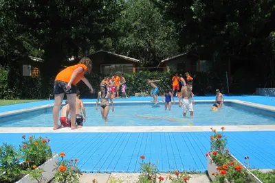 Camping Arco Iris  - Animation im Kinderbecken im Poolbereich vom Campingplatz