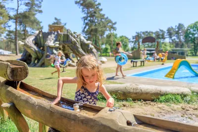 Ardoer Camping De Heldense Bossen Bild 2