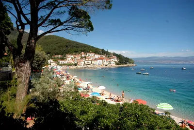 Autocamp Draga - Der Strand und das Mittelmeer in der Nähe des Campingplatzes