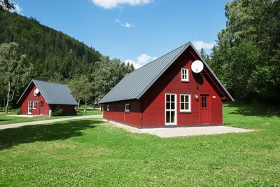 Base Camp Medvědín  Autocamping Špindlerův Mlýn - Mobilheime im Grünen