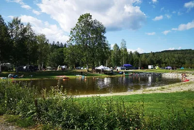 Beverøya Camping - Badesee auf dem Campingplatz