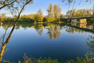 Camping Les Pêcheurs  Bijou du Doubs - Blick auf den Fluss