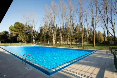 Camping Bolaso - Outdoor-Pool auf dem Campingplatz