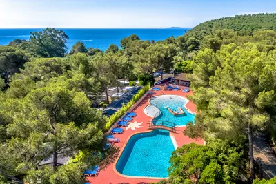Camping Bonporteau - Campingplatz mit Pool