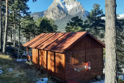 Camping Mirador al Pedraforca  - Mobilheim auf dem Campingplatz mit Blick auf die Berge
