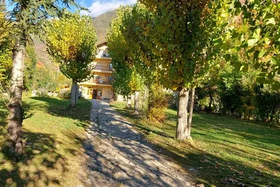 Camping Solau - Blick auf den Campingplatz im Grünen
