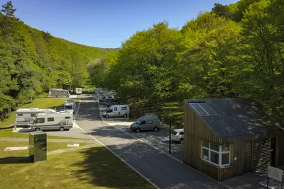 Camp Duboka -  Übersicht auf das gesamte Campingplatz Gelände 