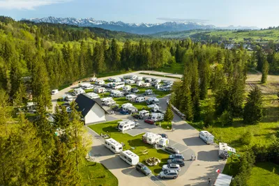 Camp Gorący Potok  - Luftaufnahme des Campingplatzes
