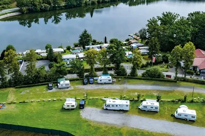 Campen am Damm  - Luftaufnahme des Campingplatzes