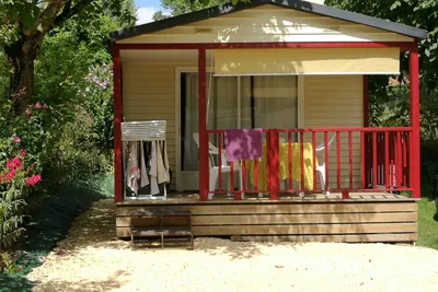 Camping À La Ferme Les Pierres Chaudes - Bild 2