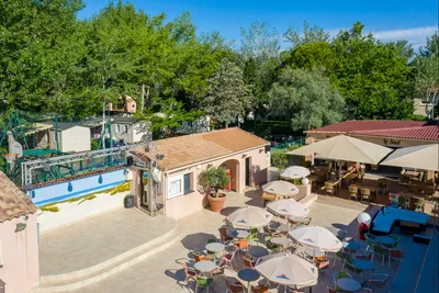 Camping Abri De Camargue - Bild 2