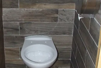Camping Alivetu - Toilette auf dem Campingplatz