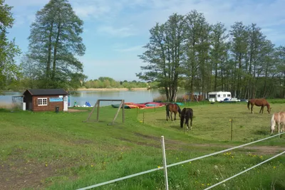 Camping am Müritzarm - Bootsverleih auf dem Campingplatz