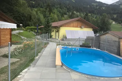Camping Arnist - Der Swimmingpool auf dem Campingplatz