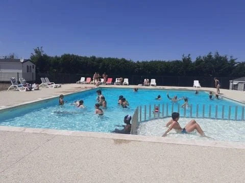 Camping Au Lac d'Hautibus***