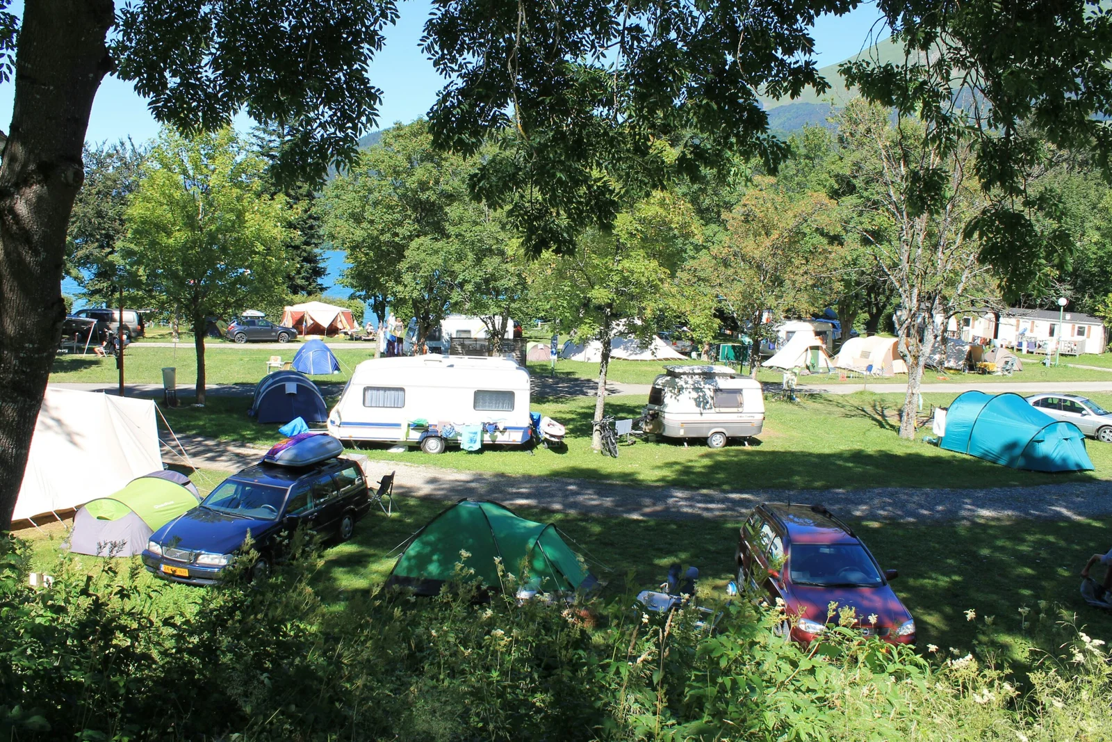 Camping Au Pré Du Lac