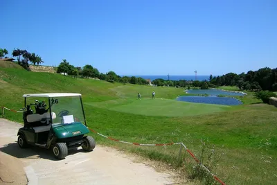 Camping Barcelona  - Golfplatz am Campingplatz mit Blick auf das Mittelmeer
