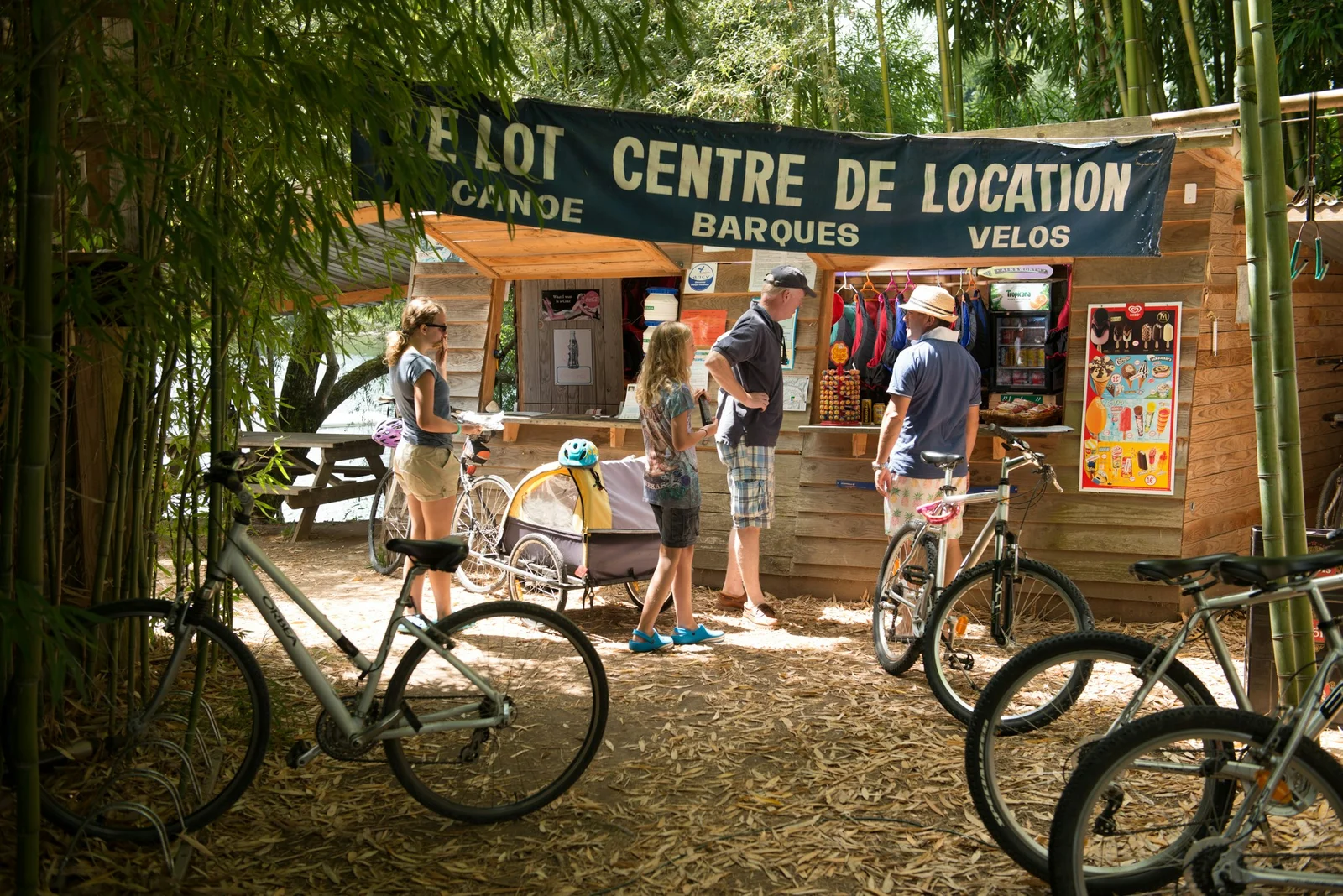 Camping Base Nautique Floiras