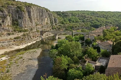 Camping Beaume Giraud - Malerische Landschaft in der Umgebung