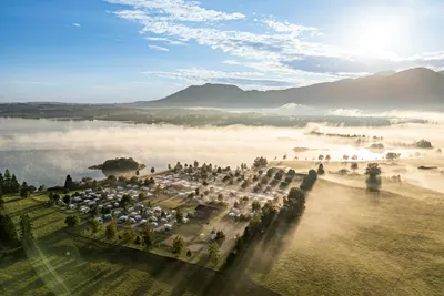 Camping Brunnen  - Luftaufnahme des Campingplatzes