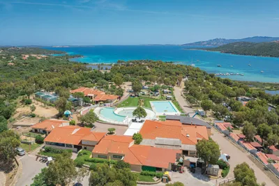 Baia Holiday Capo D'orso - Bild 3