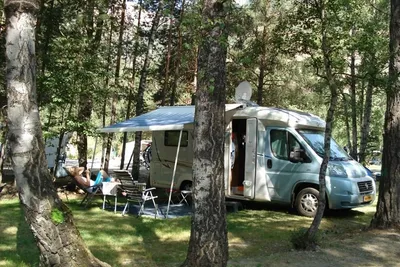 Camping Caravaneige L'iscle De Prelles - Bild 4