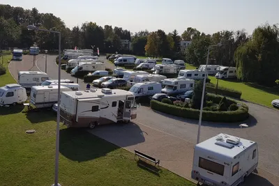 Camping Ciechocinek (Nr. 17) - Wohnwagen- und Wohnmobilstellplatz