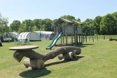 Camping Dal van de Mosbeek -  Campingplatz mit Kinderspielplatz und Rutsche