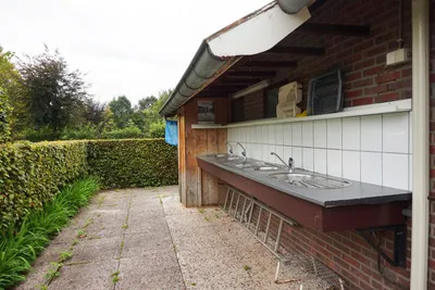 Camping de Linde - Spuelbecken.jpg