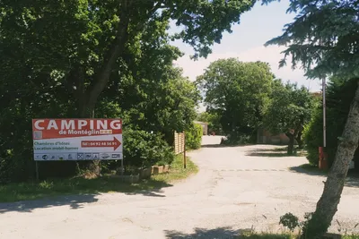 Camping de Montéglin- Eingangsschild des Campingplatzes