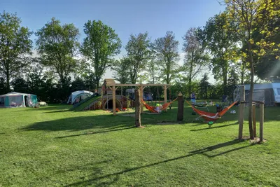 Camping De Vos - Spielplatz auf dem Campingplatz