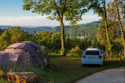 Camping Domaine des Mathevies - Zeltplatz im Grünen