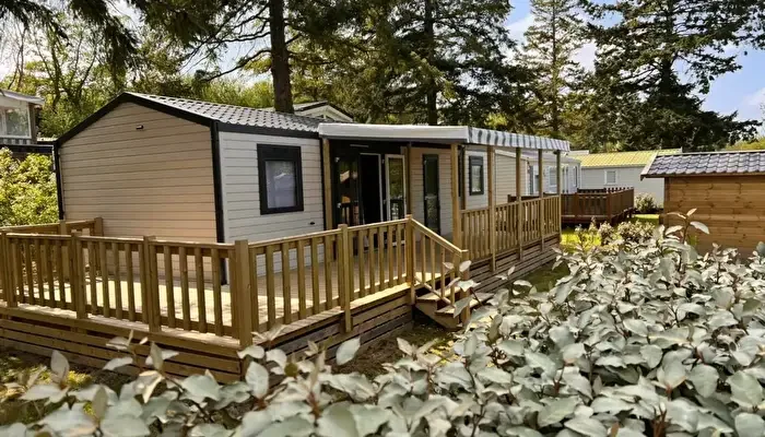 Camping Domaine Du Blanc Pignon