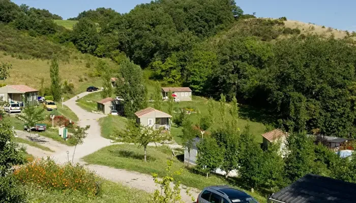Camping Domaine Du Bourdieu - Vap