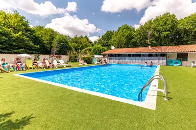 Camping Du Bois De St. Hilaire