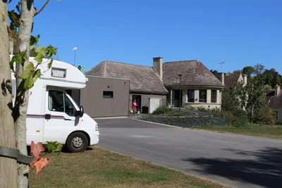 Camping du Château - Standplätze auf dem Campingplatz