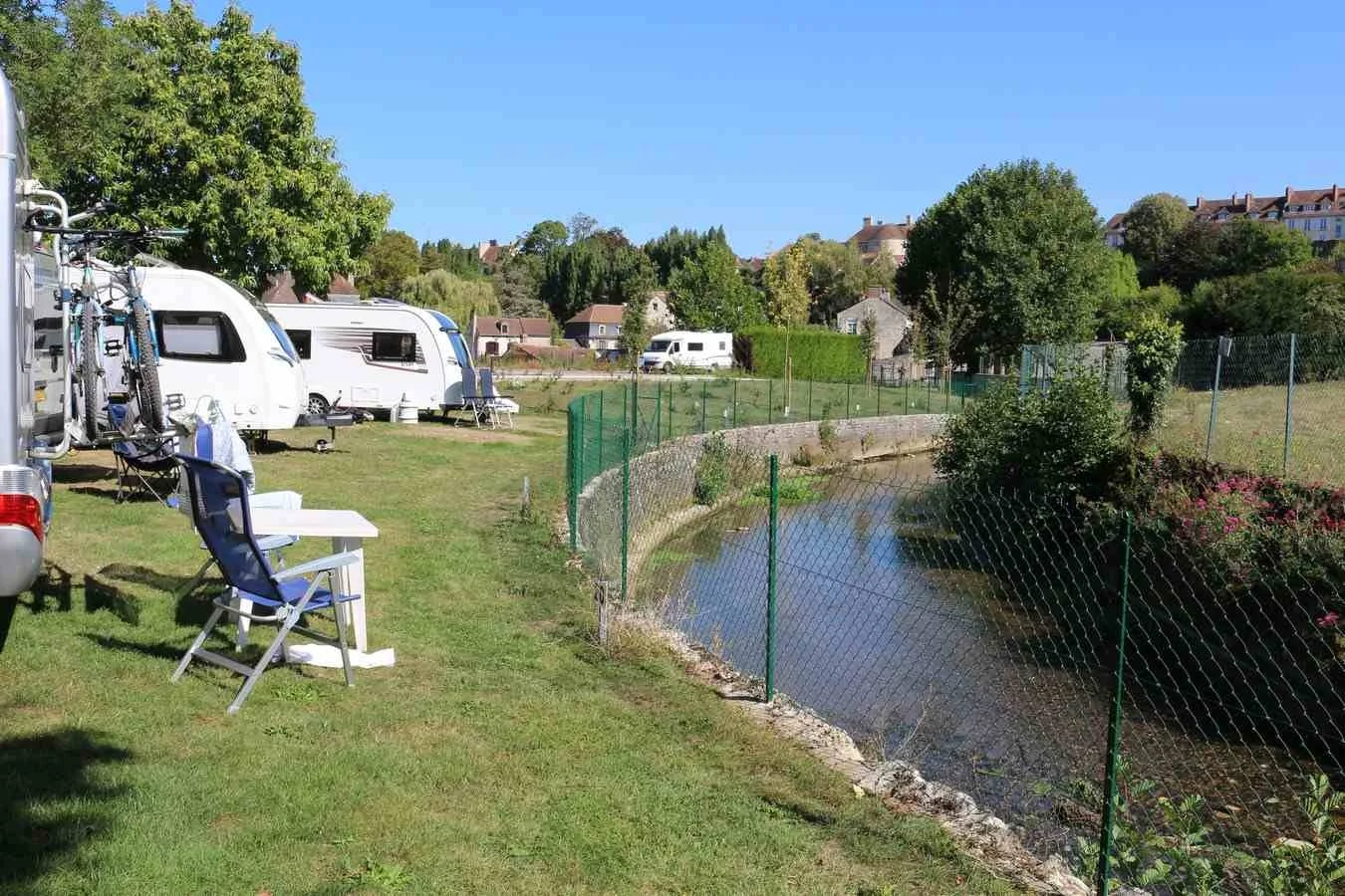 Camping du Chateau Falaise