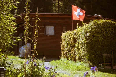 Camping du Grand Paradis - Wohnmobil- und  Wohnwagenstellplätze auf dem Campingplatz