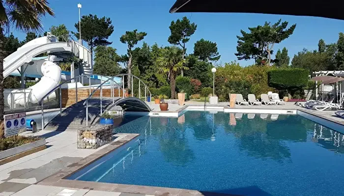 Camping du Menhir