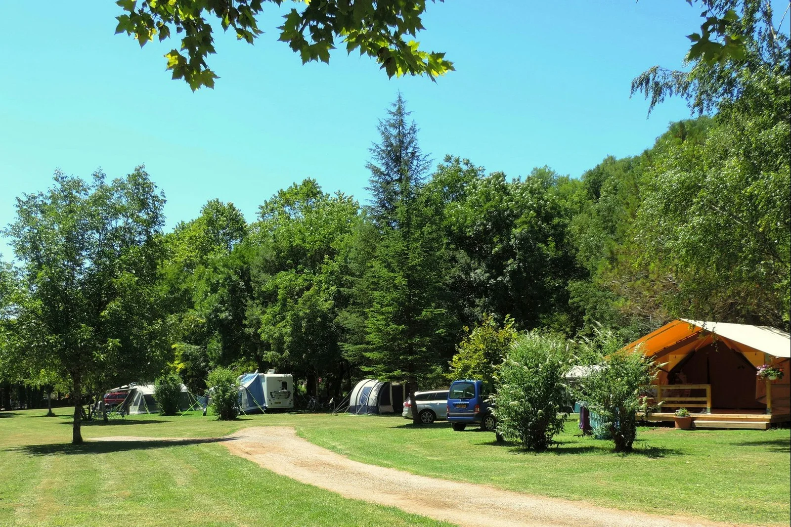 Camping du Ruisseau du Treil