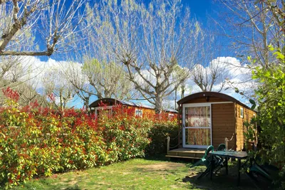 Camping El Solsonès - Mobilheim auf dem Campingplatz