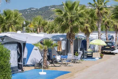 Camping Enmar - Zelt- und Wohnwagenstellplatz auf dem Campingplat