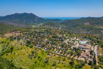 Esterel Caravaning  -  Luftaufnahme vom Campingplatz an der Cote d'Azur